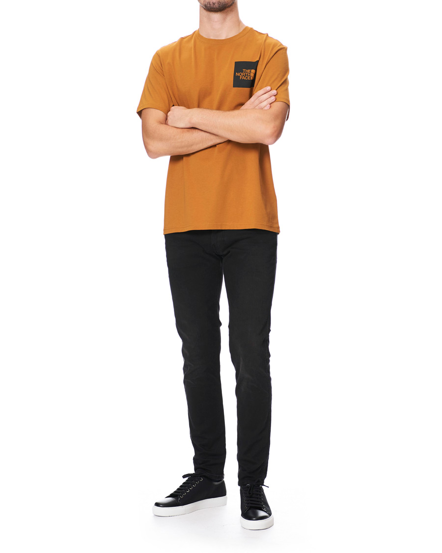 Uomini | T-shirt | The North Face | Crew Neck Tee Timber Tan