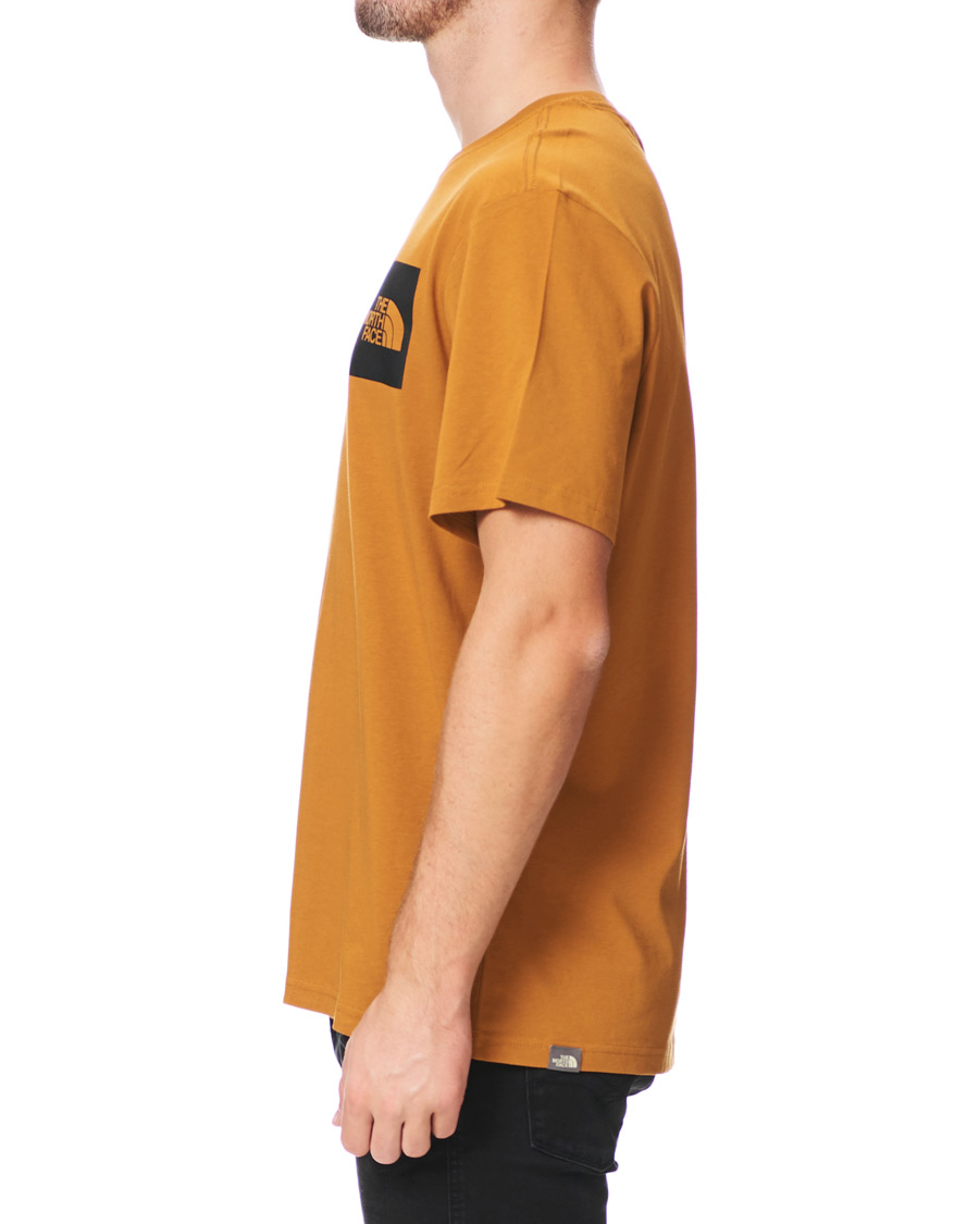 Uomini | T-shirt | The North Face | Crew Neck Tee Timber Tan