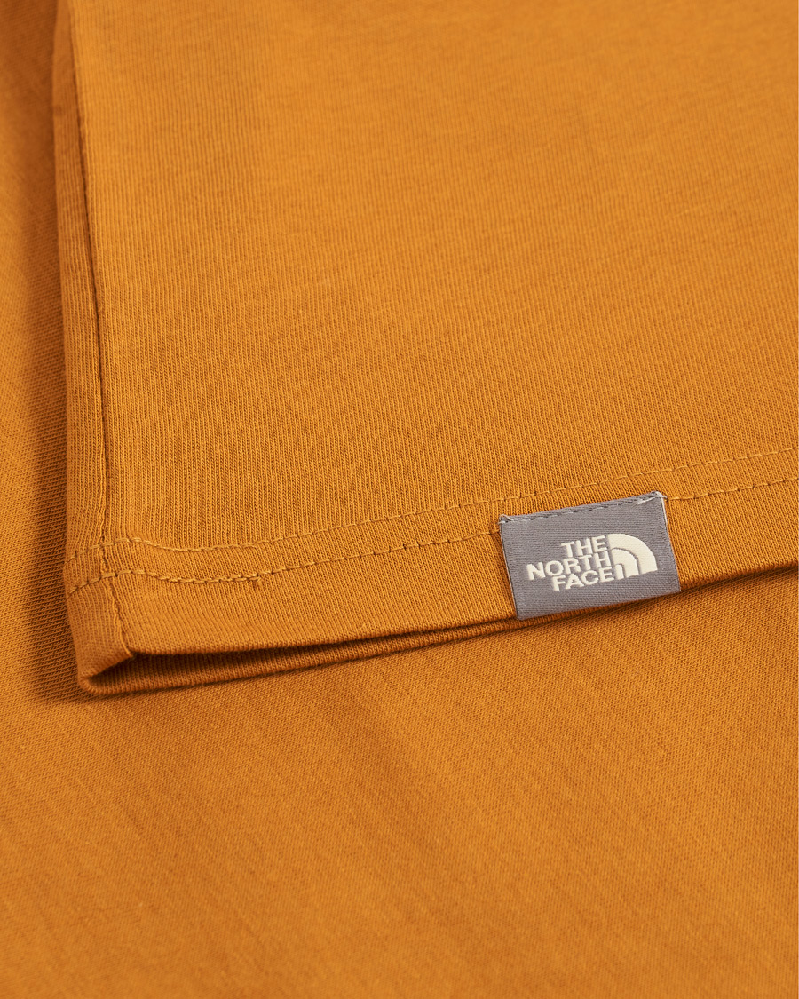 Uomini | T-shirt | The North Face | Crew Neck Tee Timber Tan