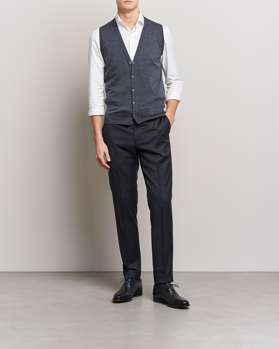 Uomini | Maglieria | John Smedley | Huntswood Slim Fit Waistcoat Charcoal