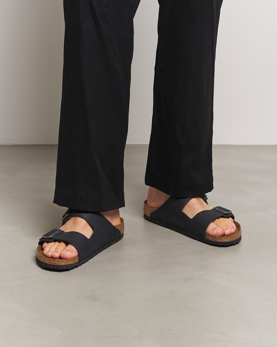 Uomini | Sandali & Diapositive | BIRKENSTOCK | Arizona Classic Footbed Black Oiled Leather