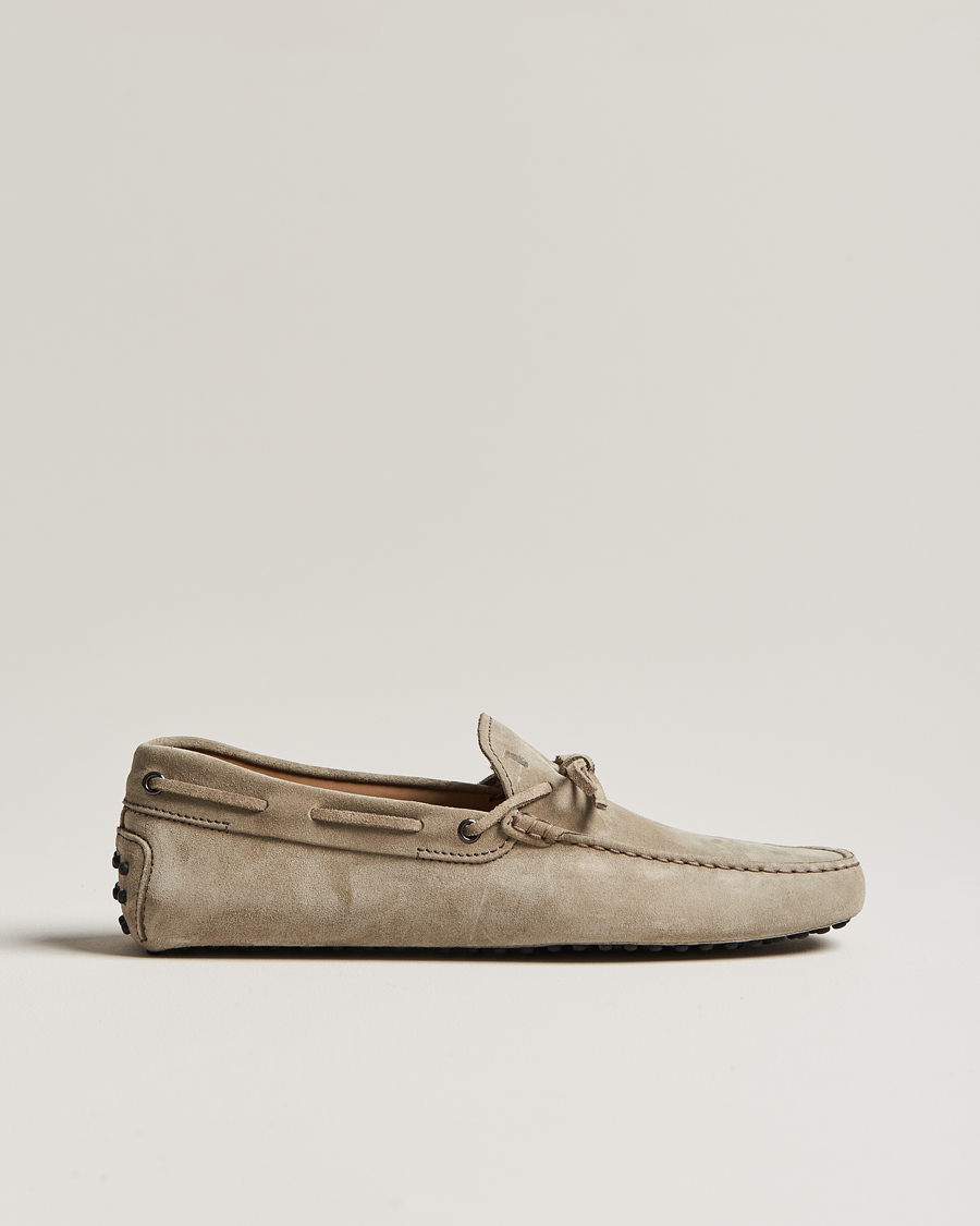 Uomini | Tod's Lacetto Gommino Carshoe Taupe Suede | Tod's | Lacetto Gommino Carshoe Taupe Suede
