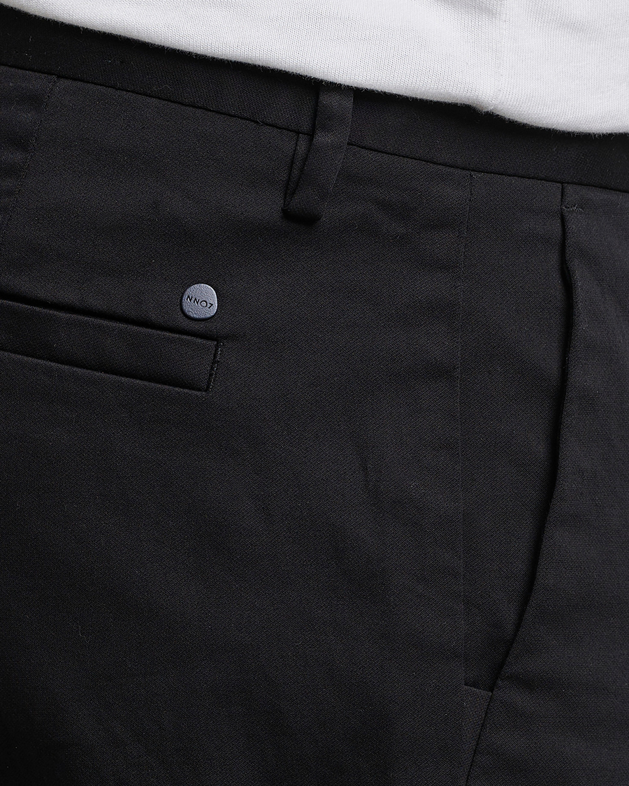 Uomini | Pantaloni | NN07 | Theo Regular Fit Stretch Chinos Black