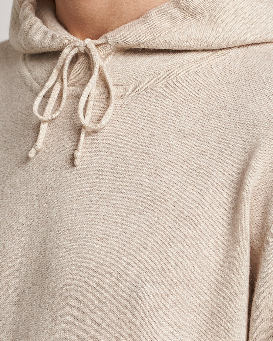 Uomini | Maglieria | People's Republic of Cashmere | Cashmere Hoodie Oatmilk