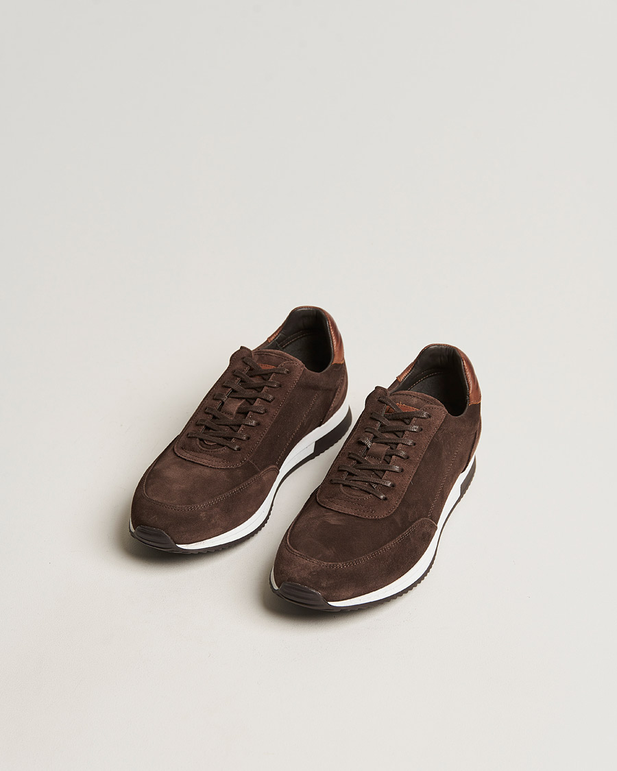 Uomini | Sneakers | Loake Shoemakers | Bannister Running Sneaker Dark Brown Suede