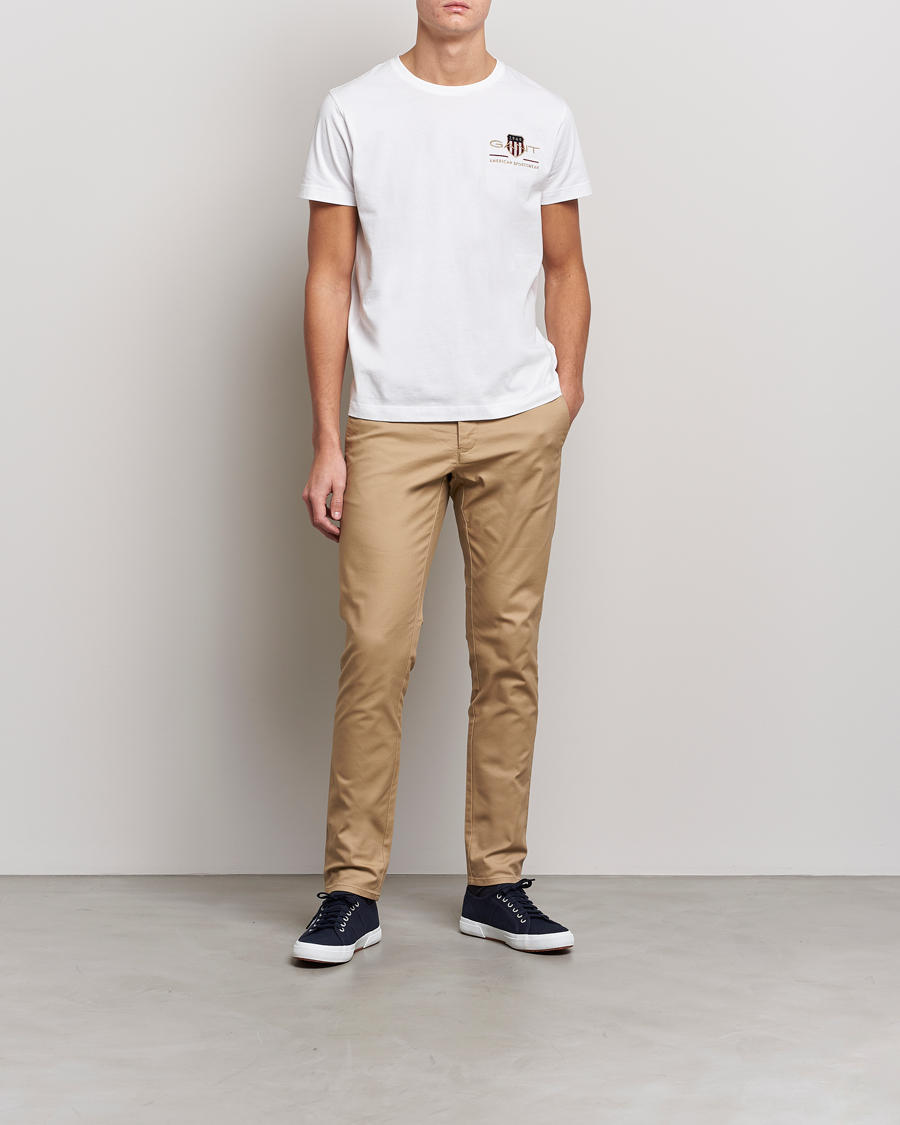Uomini | T-shirt | GANT | Archive Shield Logo Crew Neck Tee White