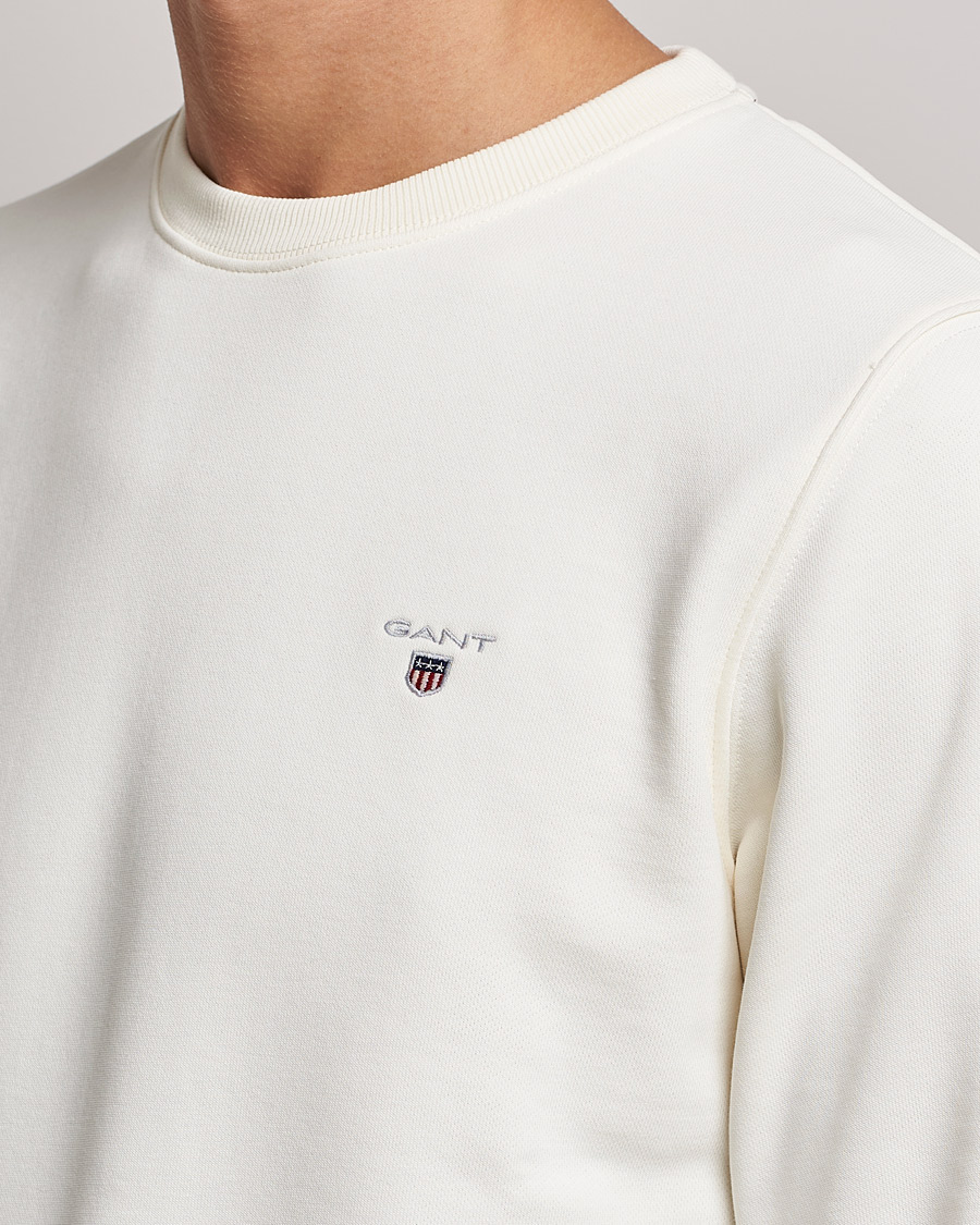Uomini | Maglieria | GANT | Original Shield Logo Crew Neck Sweatshirt Eggshell