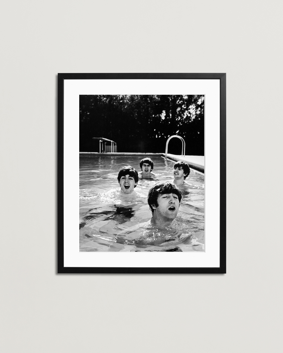 Uomini | Poster | Sonic Editions | Framed Beatles Taking A Dip