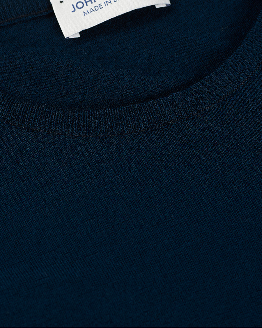 Uomini | Maglieria | John Smedley | Lundy Extra Fine Merino Crew Neck Orion Green