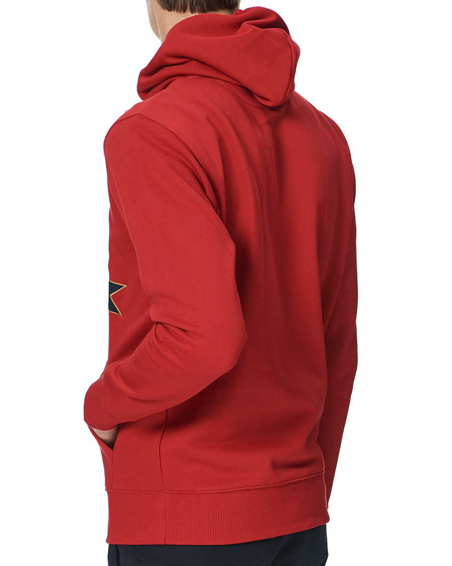 Uomini | Maglieria | GANT | Banner Shield Hoodie Equestrian Red