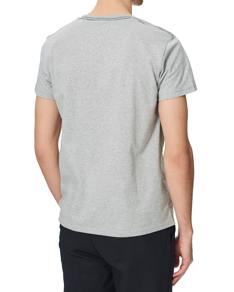 Uomini | T-shirt | GANT | Banner Shield Tee Grey Melange