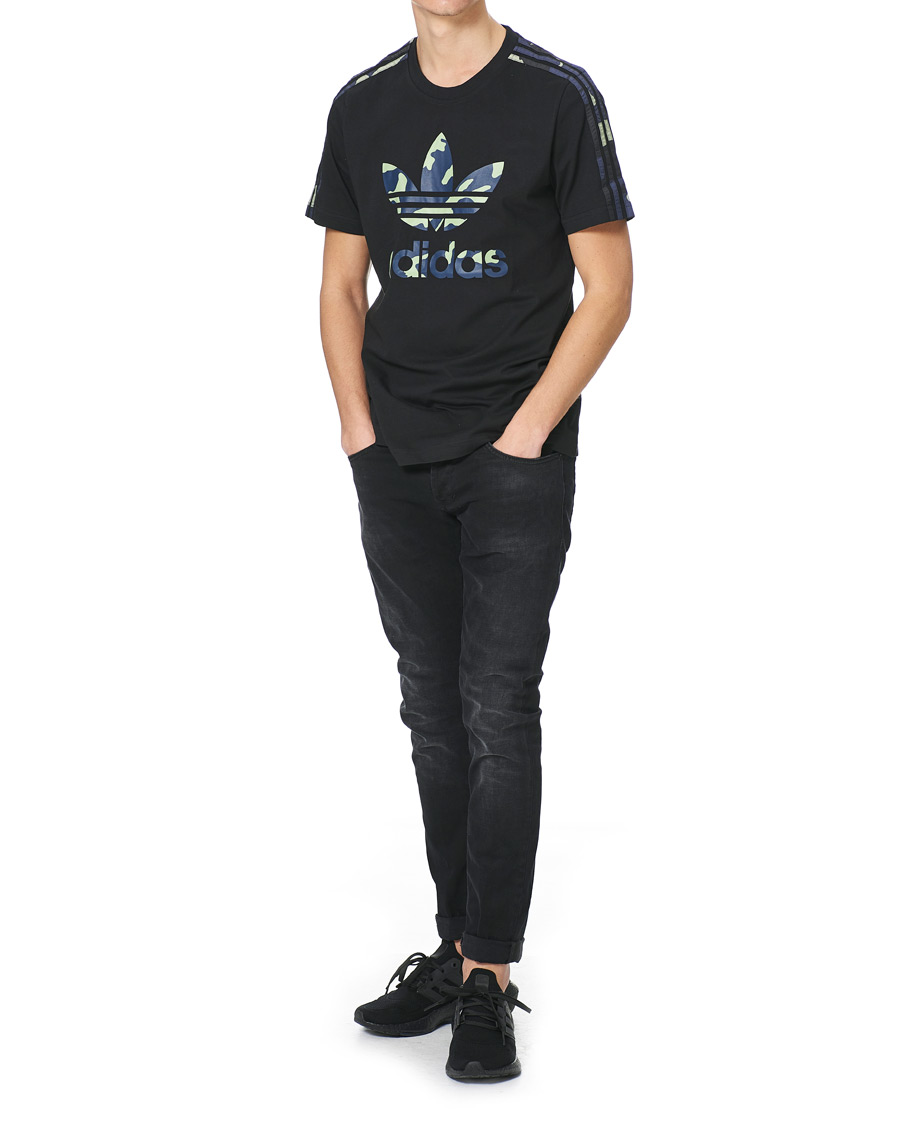 Uomini | T-shirt | adidas Originals | Camo Infill Tee Black