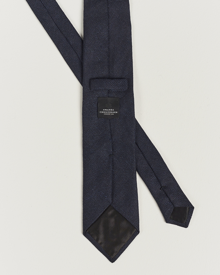 Uomini | Amanda Christensen Linen Herringbone 8cm Tie Navy | Amanda Christensen | Linen Herringbone 8cm Tie Navy
