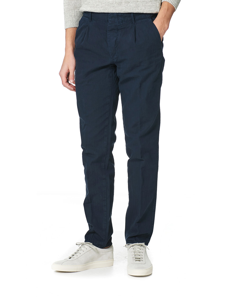 Uomini | Pantaloni | Incotex | Tapered Fit Cotton Trousers Navy