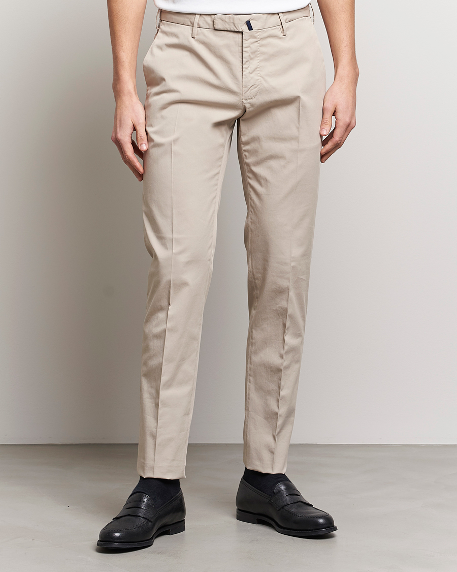 Uomini | Pantaloni | Incotex | Slim Fit Comfort Chinos Light Grey