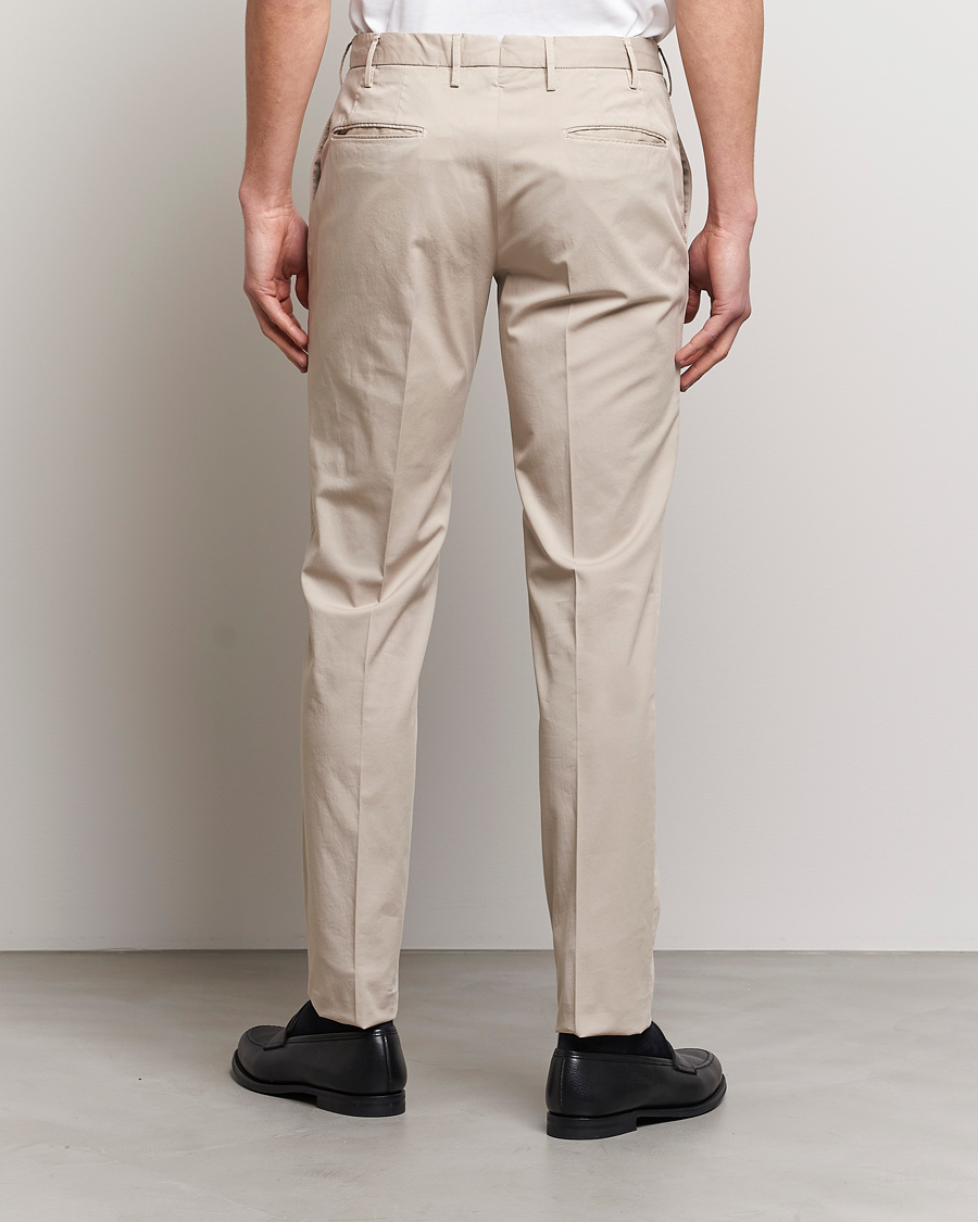 Uomini | Pantaloni | Incotex | Slim Fit Comfort Chinos Light Grey