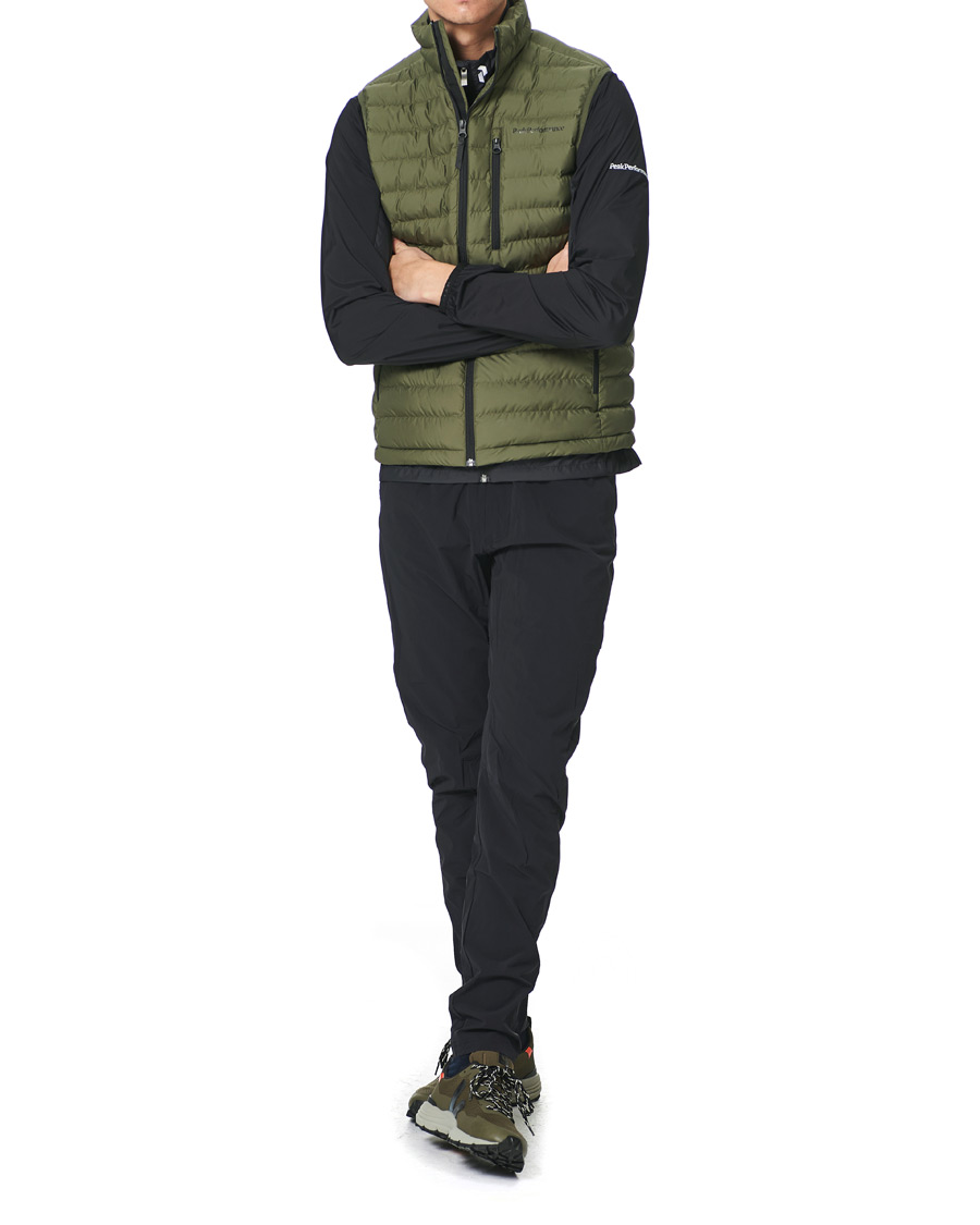 Uomini | Giacche | Peak Performance | Rivel Liner Detachable Vest Pine Neddle