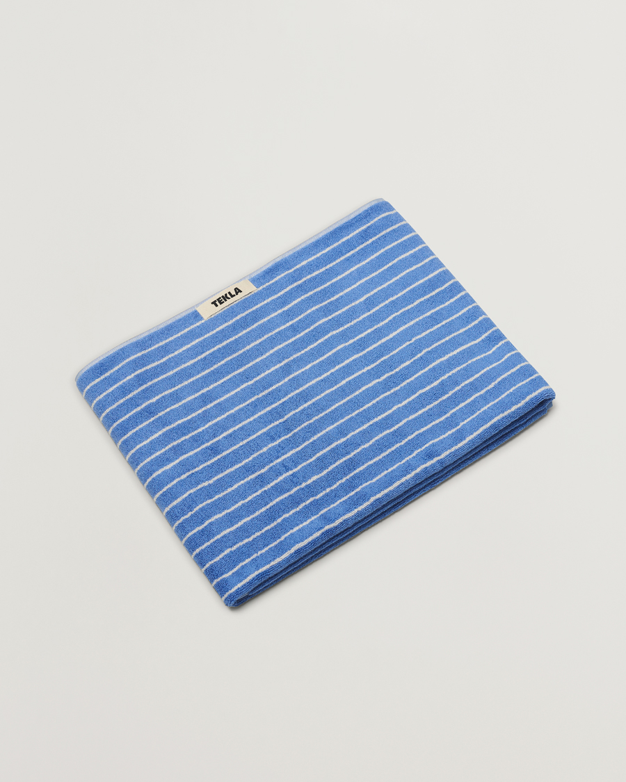 Uomini | Tessuti | Tekla | TeklaOrganic Terry Bath TowelClear Blue Stripes