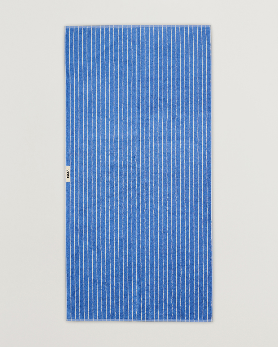 Uomini | Tessuti | Tekla | TeklaOrganic Terry Bath TowelClear Blue Stripes