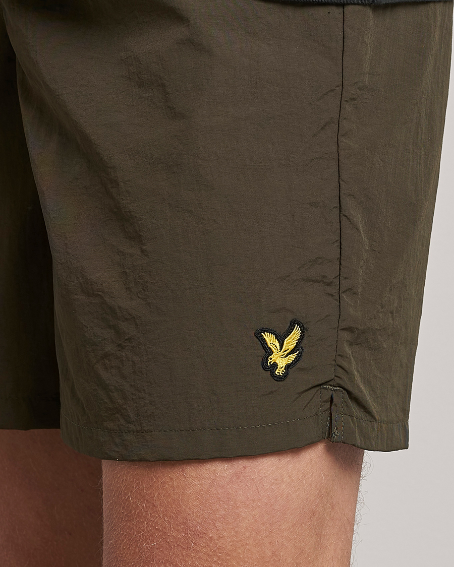 Uomini | Costumi da bagno | Lyle & Scott | Plain Swimshorts Olive