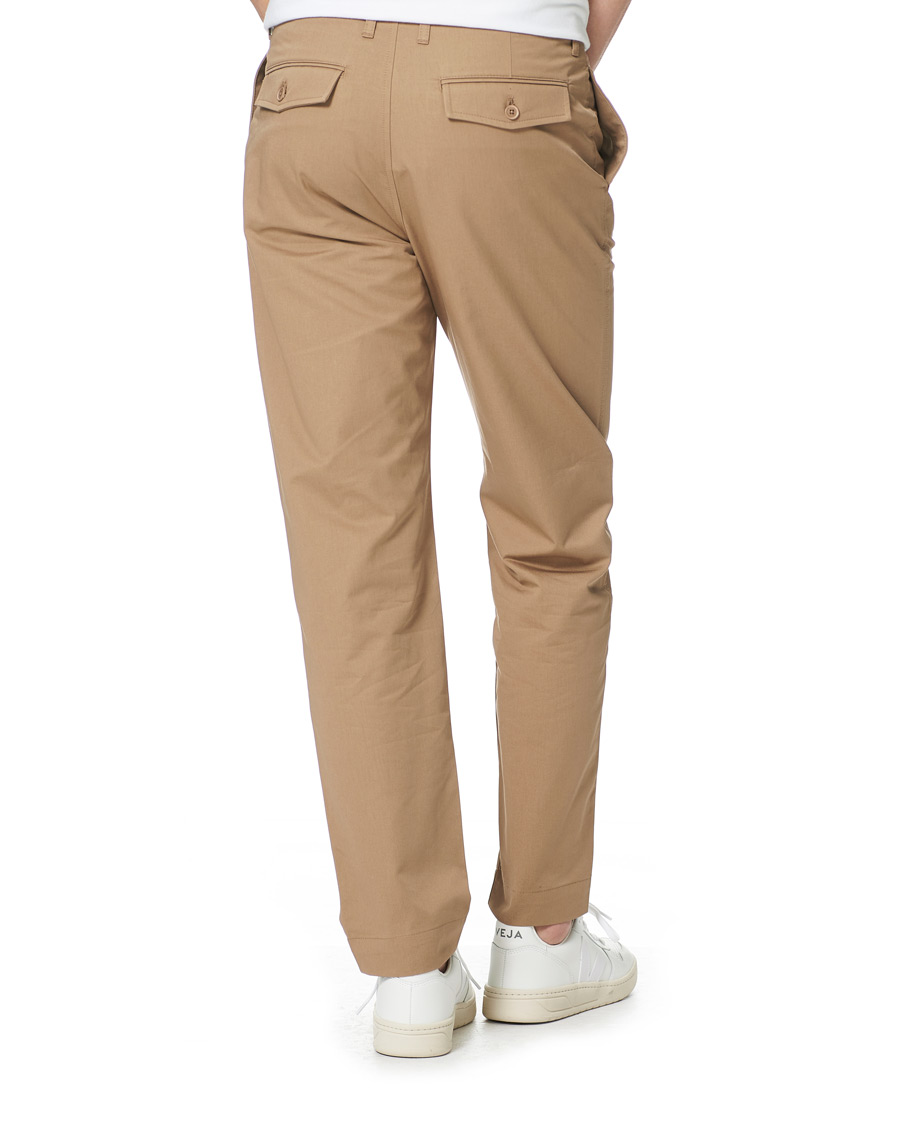 Uomini | Pantaloni | Filippa K | Flynn Cotton Chino Dark Khaki