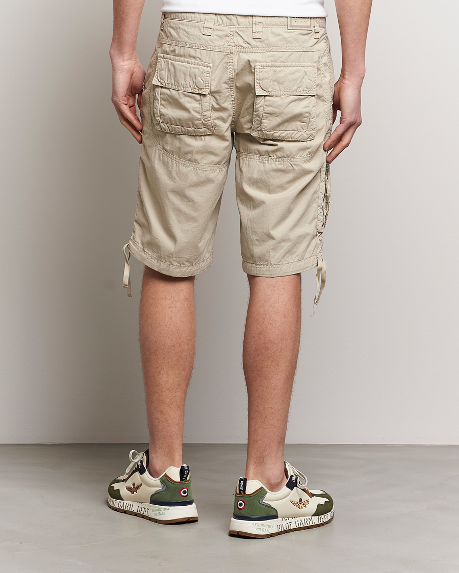 Uomini | Pantaloncini | Aeronautica Militare | 7AMH Heritage Bermuda Shorts Sand