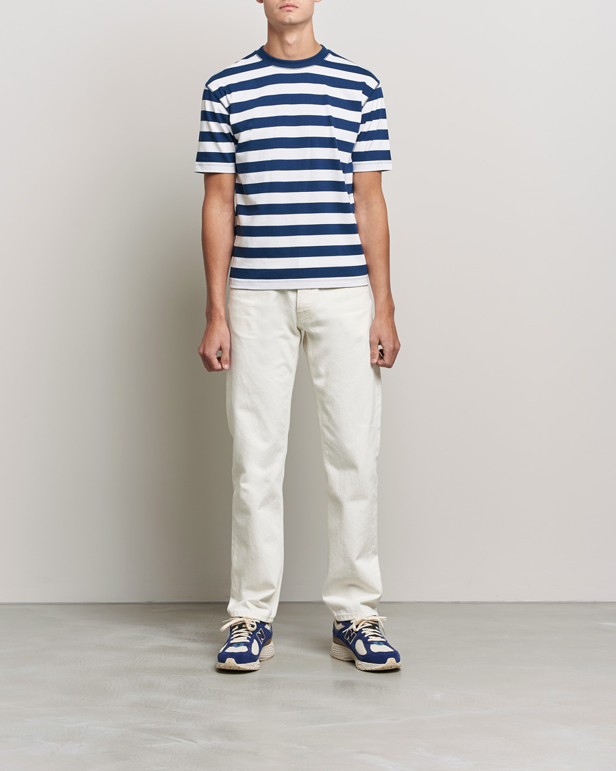 Uomini | T-shirt | Drake's | Striped Cotton Hiking Tee White/Navy