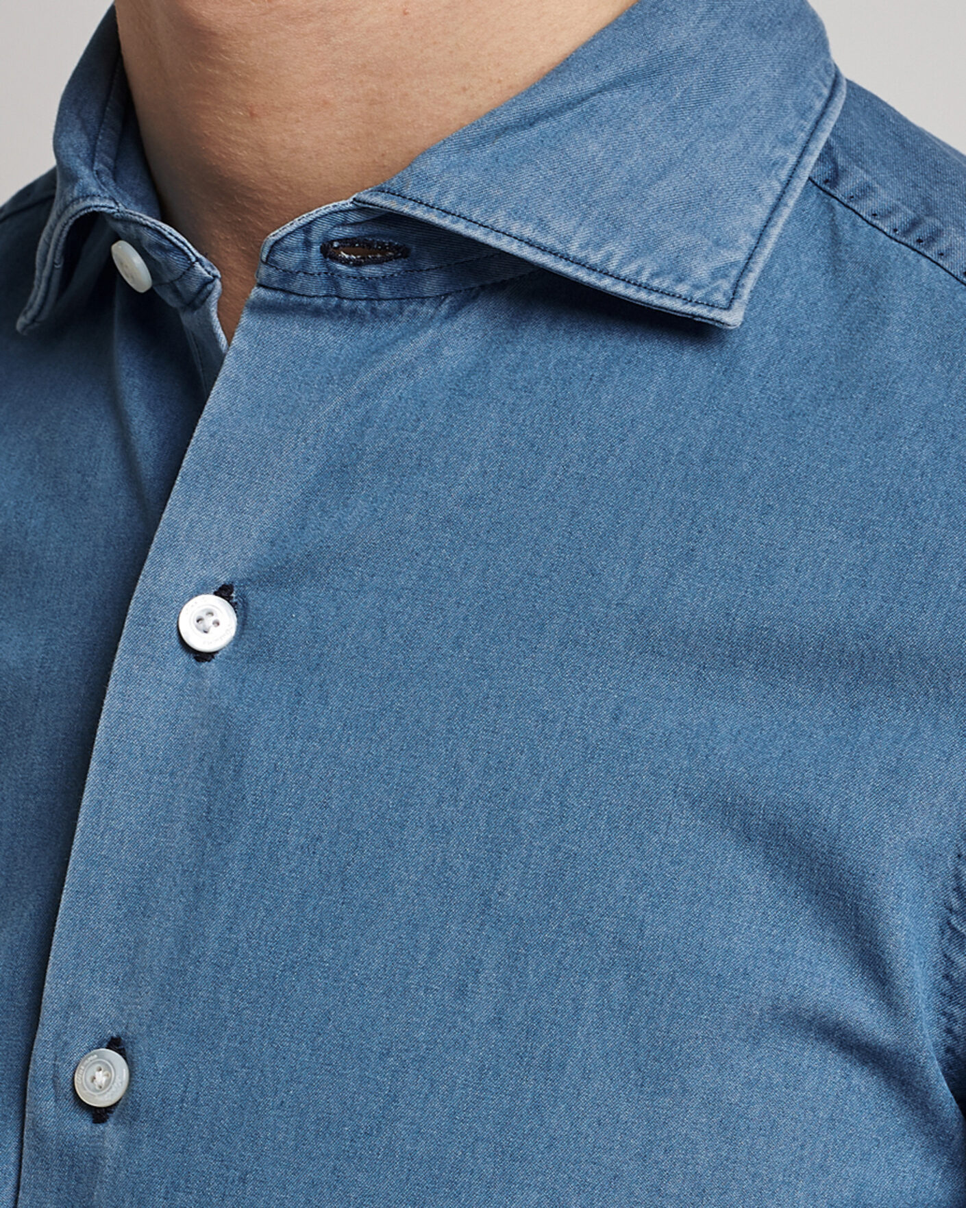 Uomini | Camicie | Finamore Napoli | Milano Slim Denim Shirt Light Indigo