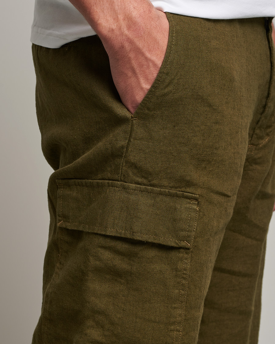 Uomini | Pantaloncini | NN07 | Arnie Cargo Linen Shorts Dark Olive