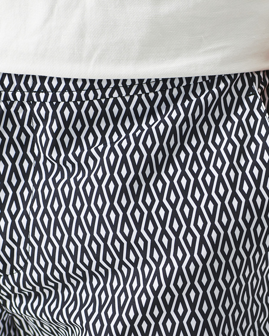 Uomini | Costumi da bagno | Orlebar Brown | Bulldog Alado Printed Swimshorts Night Iris/White