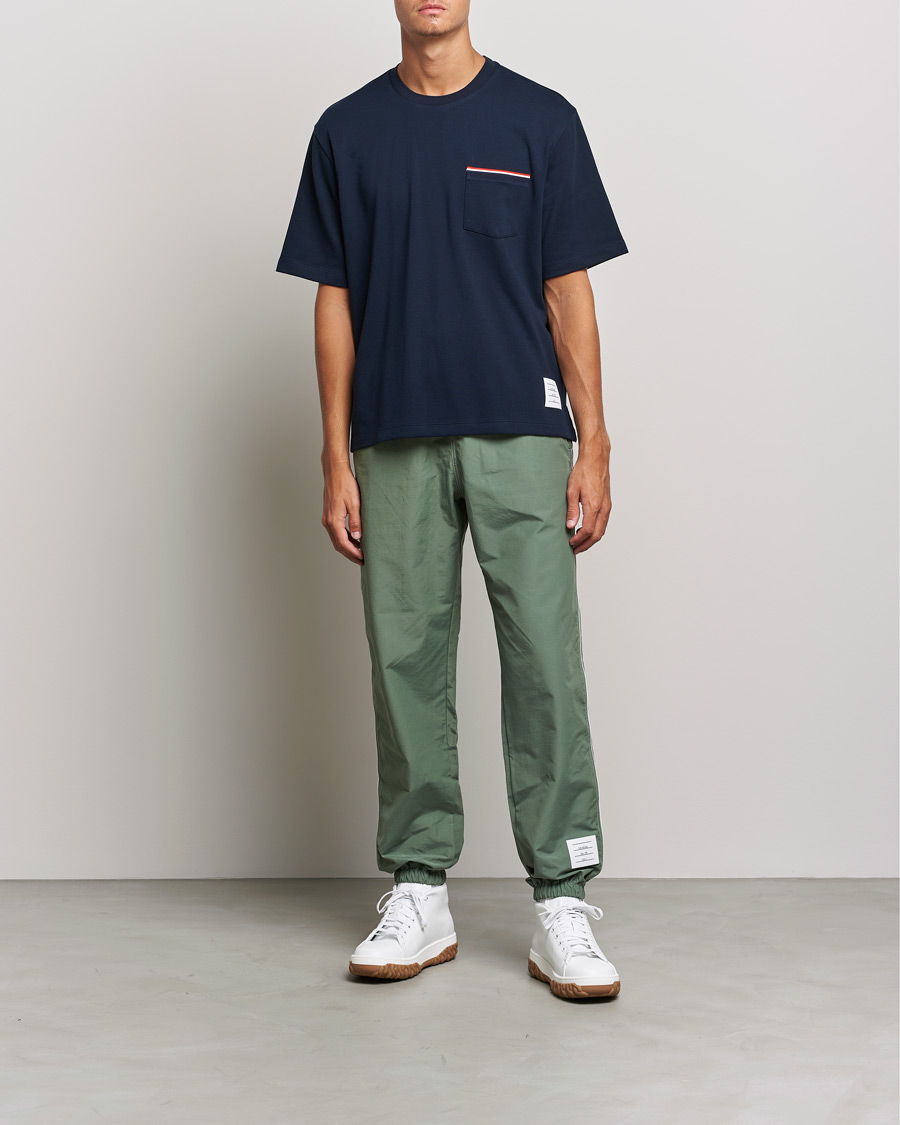 Uomini | T-shirt | Thom Browne | Oversize Pocket Stripe T-Shirt Navy