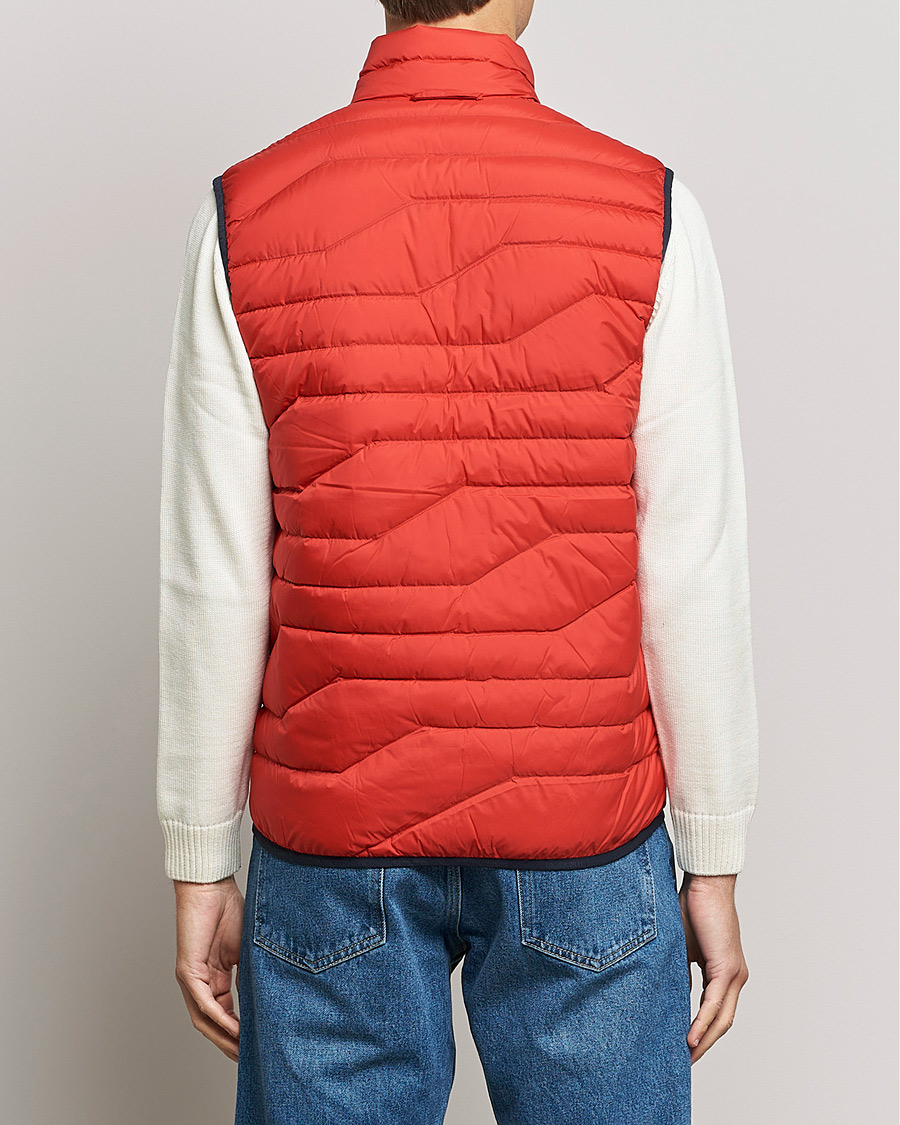 Uomini | Giacche | J.Lindeberg | Cliff Light Down Vest Barbados Cherry