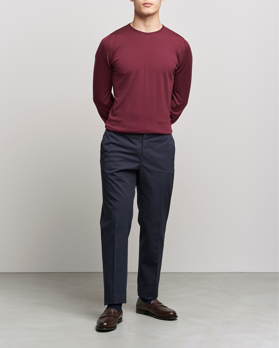 Uomini | Maglieria | John Smedley | Lundy Extra Fine Merino Crew Neck Bordeaux
