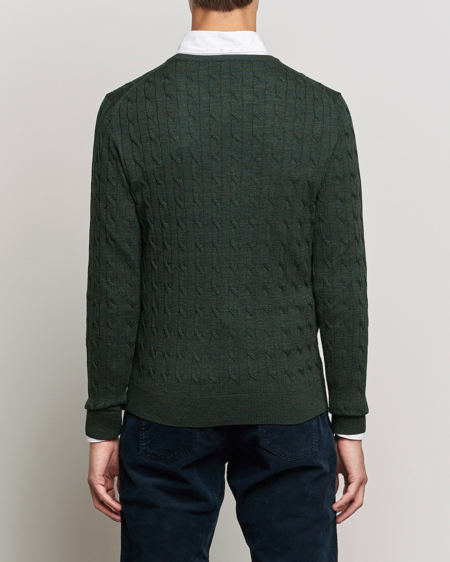 Uomini | Maglieria | Morris | Merino Cable Crew Neck Olive