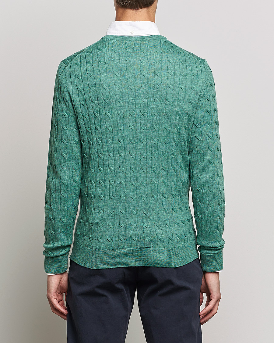 Uomini | Maglieria | Morris | Merino Cable Crew Neck Pullover Mineral Green