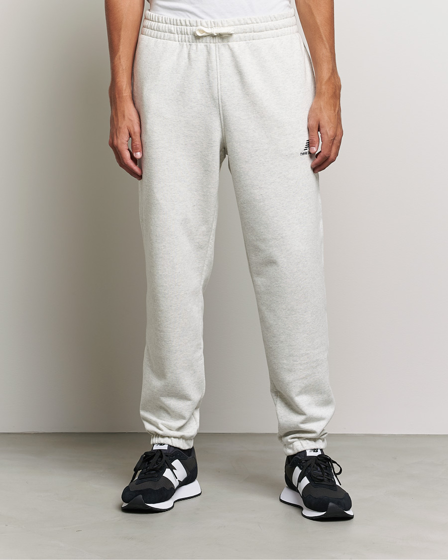 Uomini | Pantaloni | New Balance | Essentials Sweatpants Sea Salt Heather