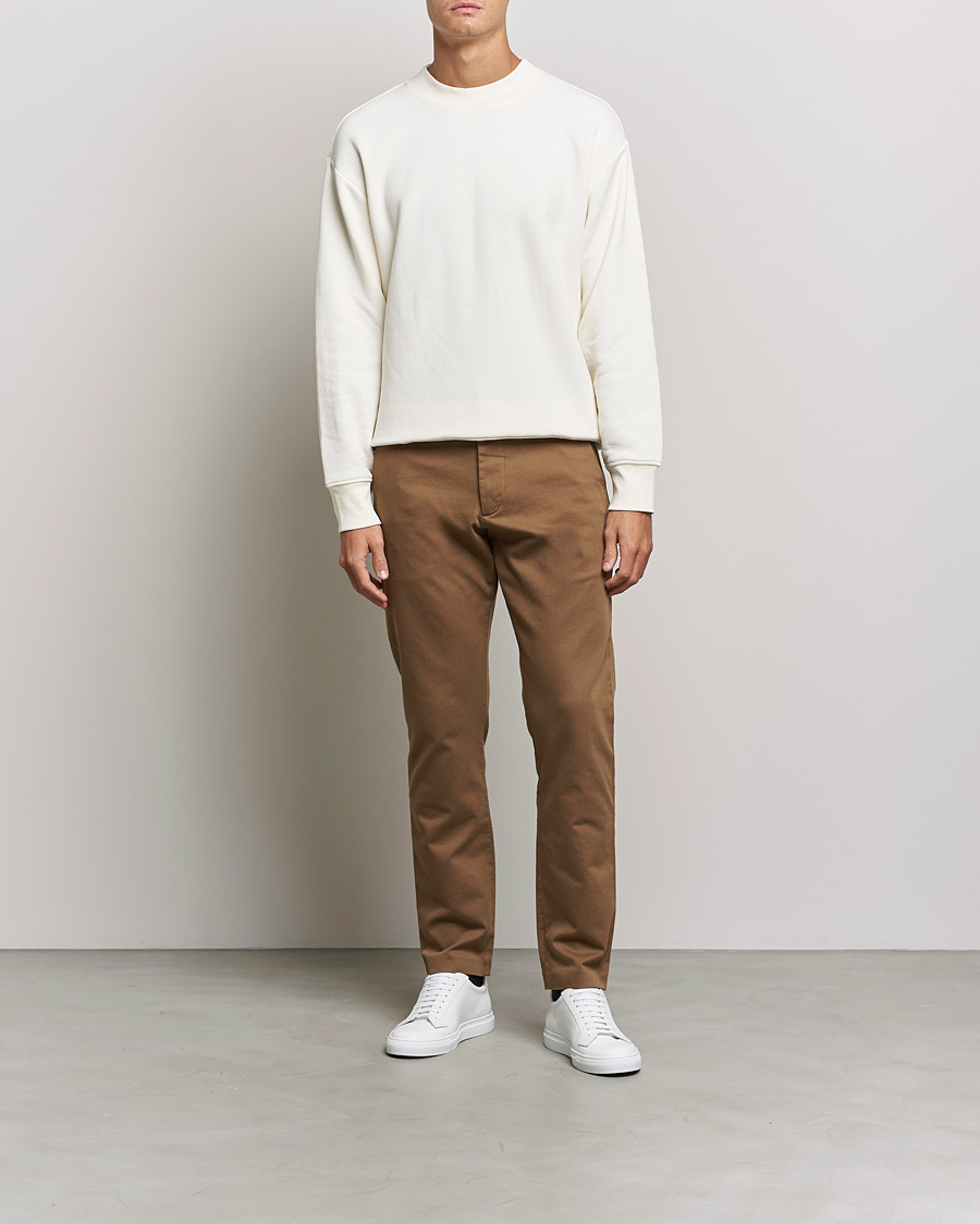 Uomini | Pantaloni | NN07 | Theo Regular Fit Stretch Chinos Pyramid