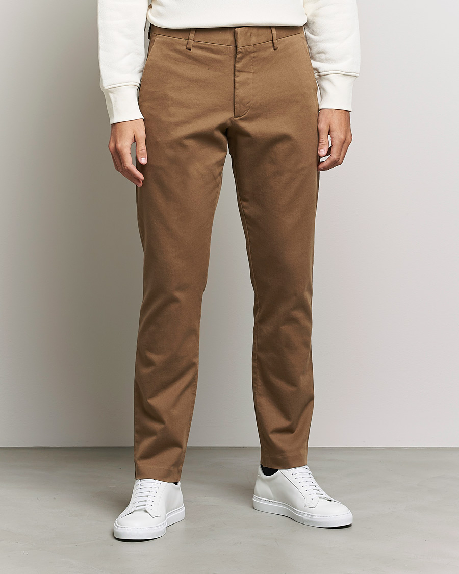 Uomini | Pantaloni | NN07 | Theo Regular Fit Stretch Chinos Pyramid