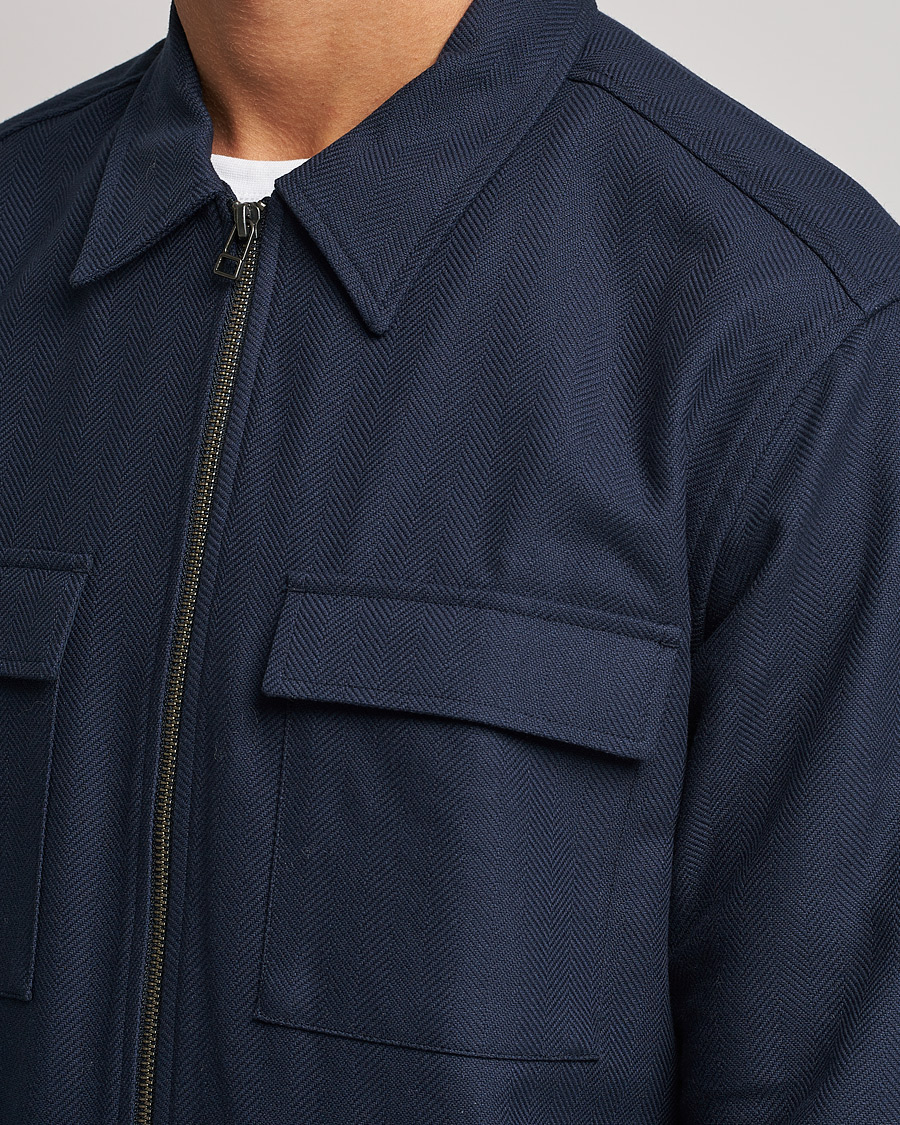 Uomini | Camicie | Tiger of Sweden | Noel P Herringbone Shirt Night Blue