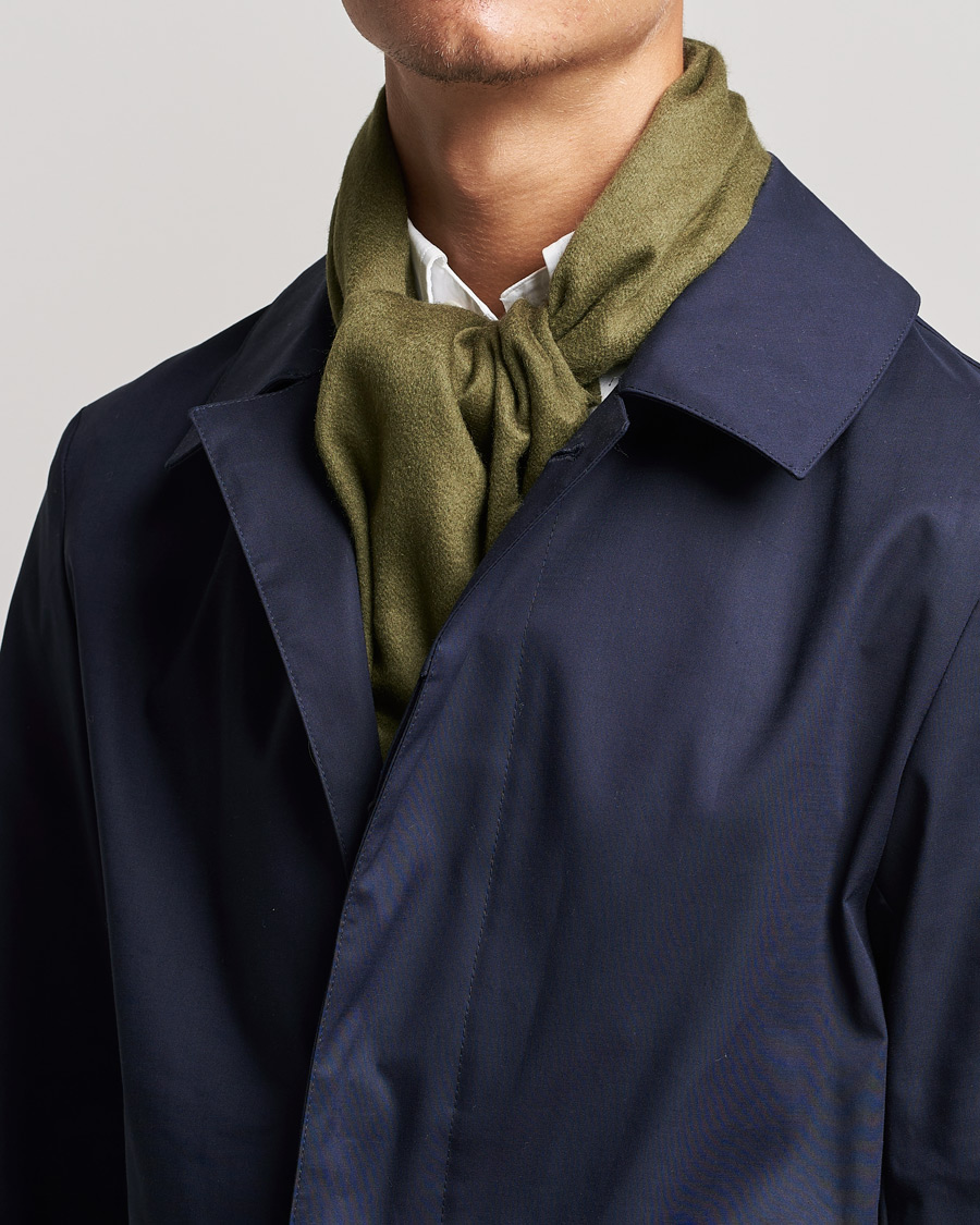 Uomini | Scottas Cashmere Scarf Open Green | BOSS BLACK | Scottas Cashmere Scarf Open Green