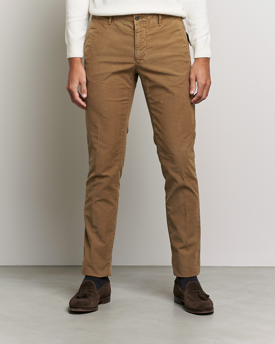Uomini | Pantaloni | Incotex | Slim Fit Garment Dyed Slacks Brown