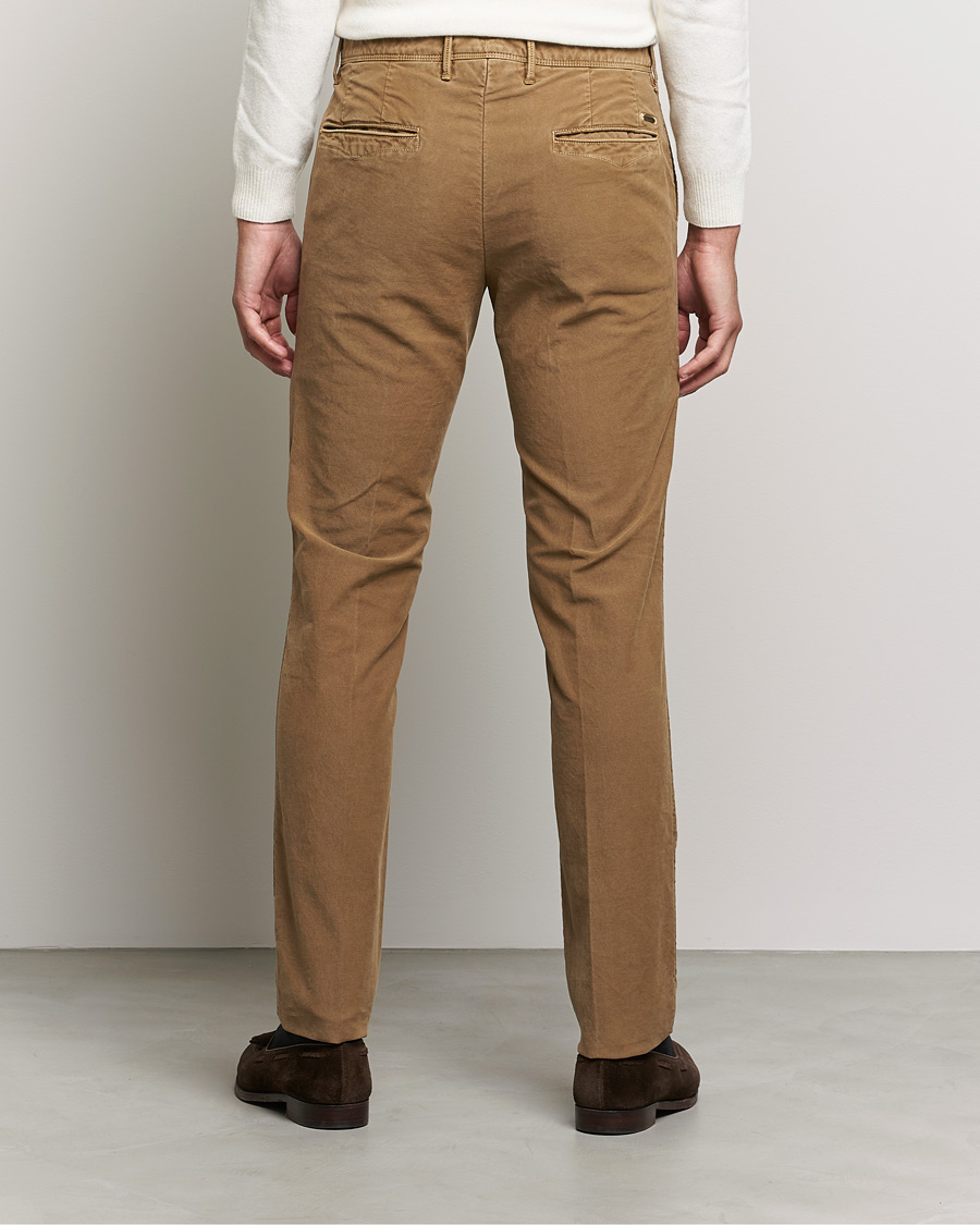Uomini | Pantaloni | Incotex | Slim Fit Garment Dyed Slacks Brown