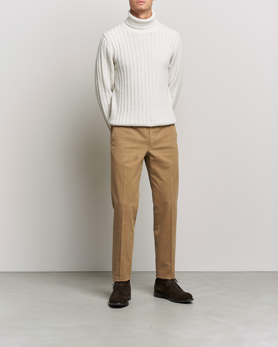 Uomini | Pantaloni | Incotex | Regular Fit Cotton Stretch Chinos Beige