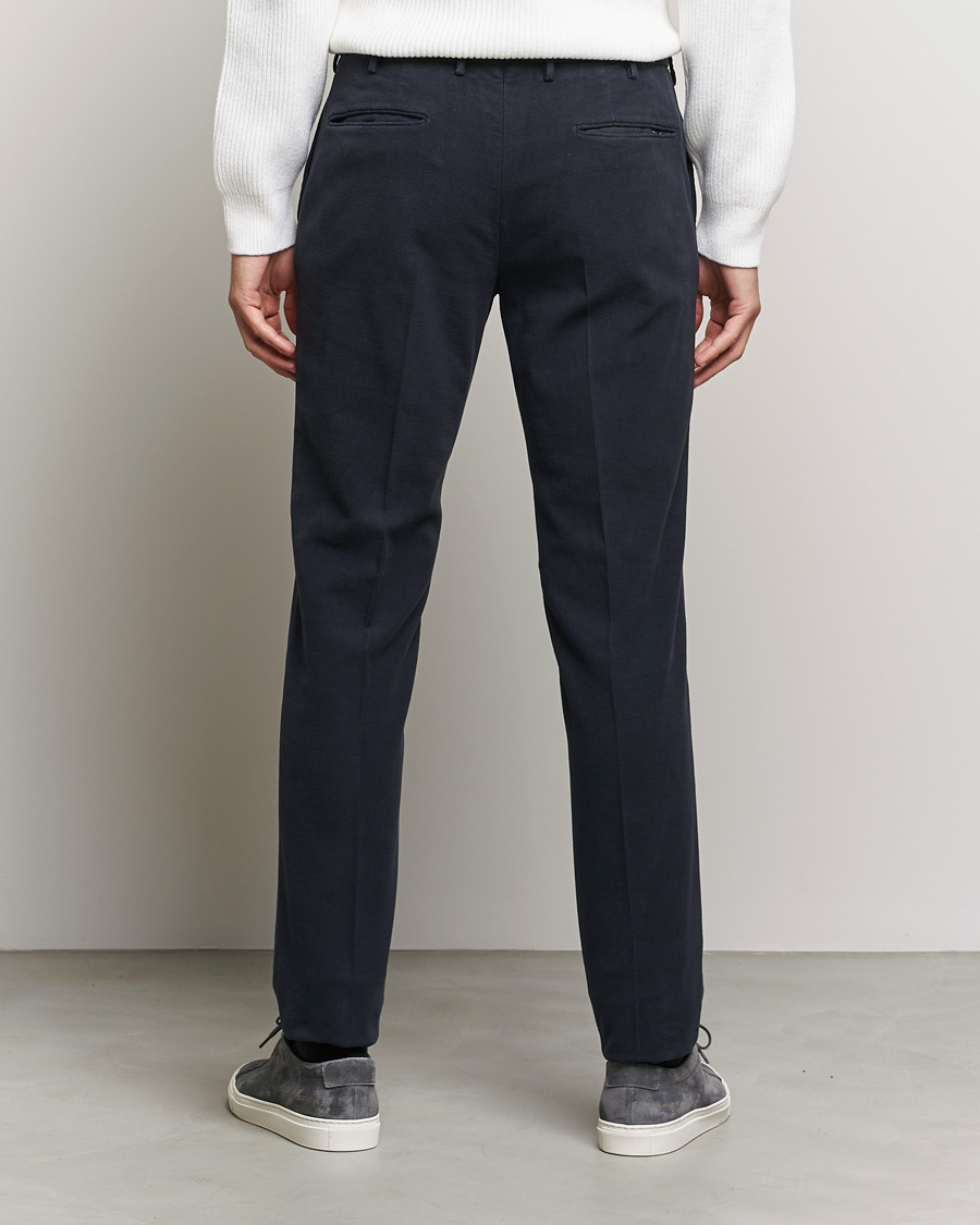 Uomini | Pantaloni | Incotex | Slim Fit Luxury Moleskine Trousers Navy