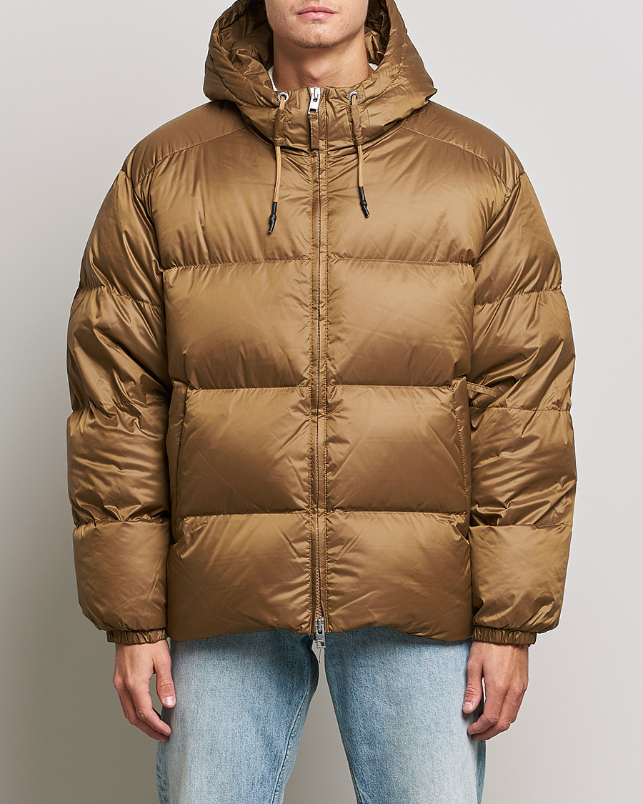 Uomini | Giacche | GANT | Shiny Puffer Hooded Jacket Toffee Beige