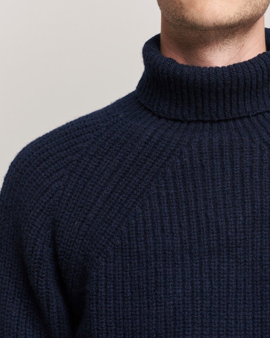 Uomini | Maglieria | Inis Meáin | Wool/Cashmere Boatbuilder Turtleneck Navy