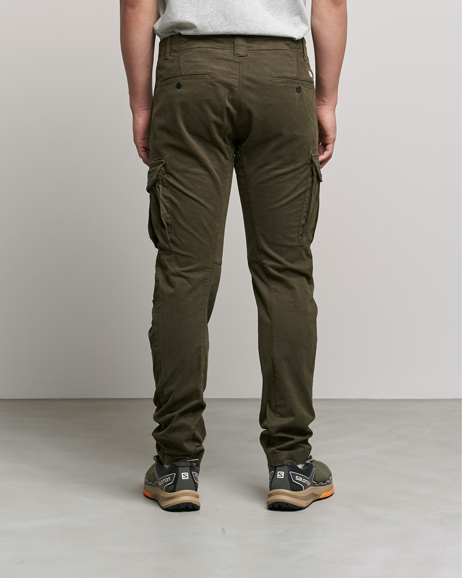 Uomini | Pantaloni | C.P. Company | Stretch Satin Lens Cargo Pants Olive