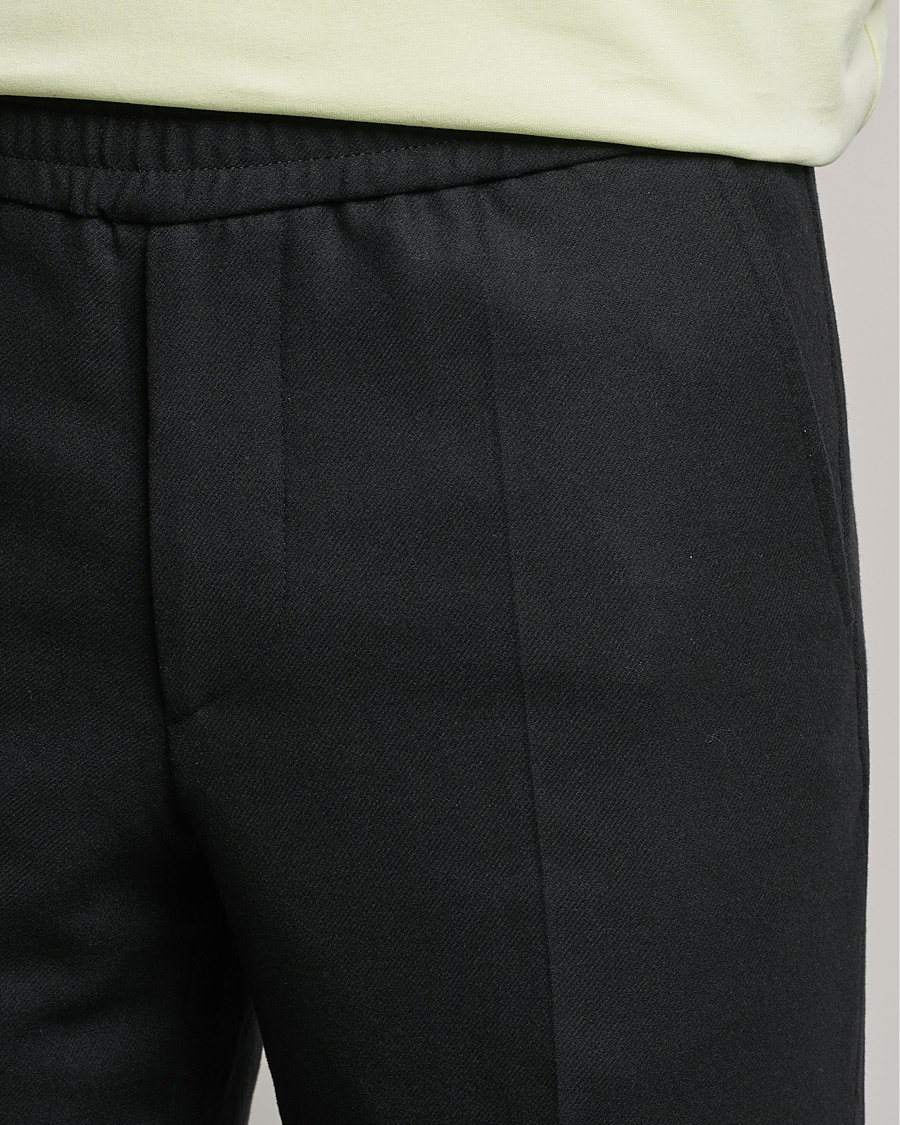 Uomini | Pantaloni | Filippa K | Terry Flannel Trousers Black