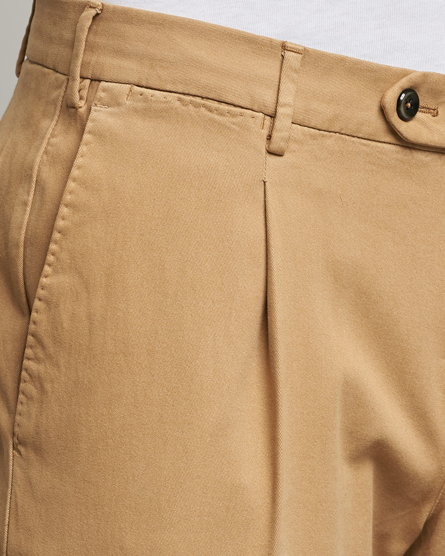 Uomini | Pantaloni | PT01 | Slim Fit Pleated Cotton Stretch Chinos Khaki
