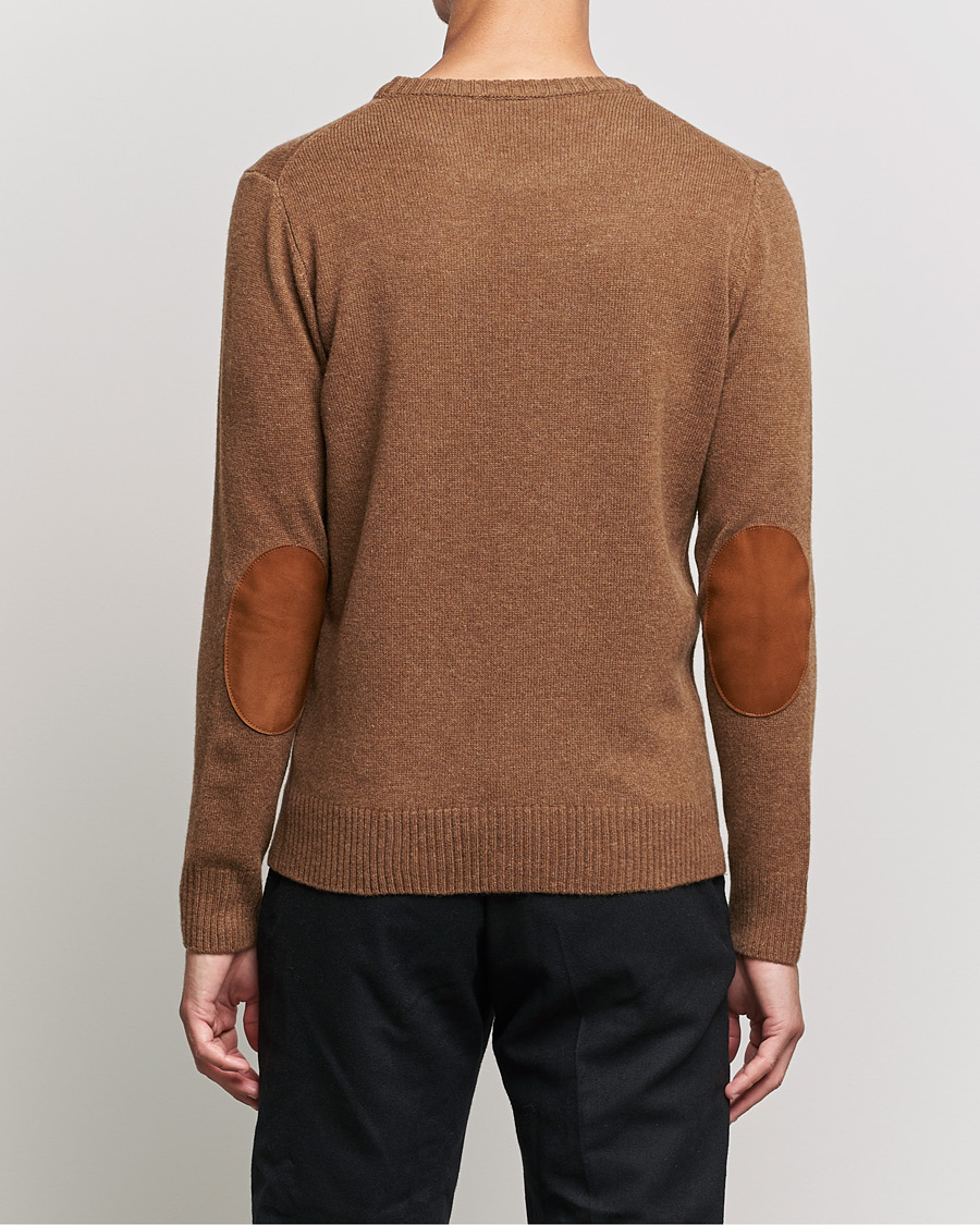 Uomini | Maglieria | Oscar Jacobson | Emerson Patch Wool Roundneck Brown